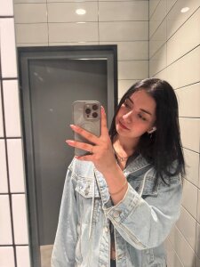 EasterDrye Public Pic 2