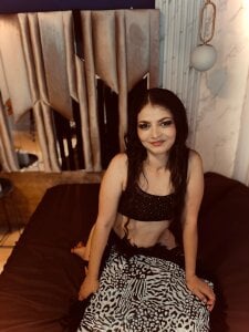 KiraaWild RETURN 😈😈🖐️ Pic 5