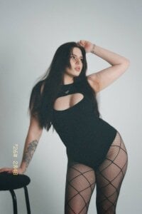 avery_sun Public  4টি ছবি