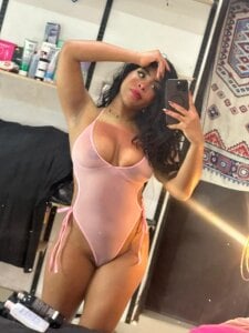 VeronicaLodge23 Pink Desire 💕💋 Gambar