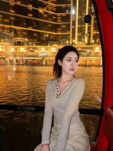 Red-666 五月 사진