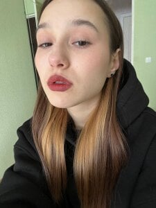 put on makeup before the stream de Harlybaby_2007 Foto