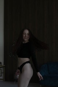 Mia__Miawalles Public Pic