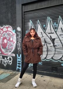 PrettyLia: Public ( 4 фото)