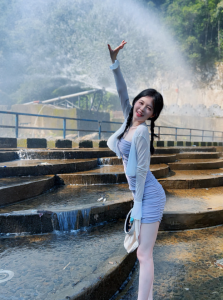 Qianqian-888 Public Immagine  2