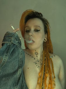 The_Full_Red_Moon Your bad girl (birthday 22 years old) Pic 5