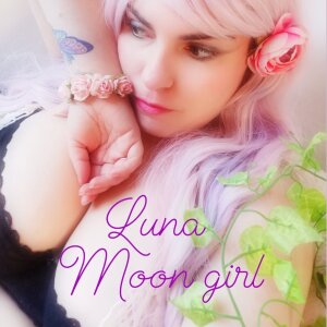 LunaMoongirl Public Photo