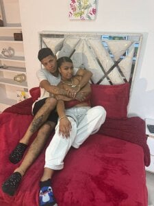 AmiraandDonato Bed Time Foto 4