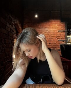 BootyTrisha The story of my hair Pic 9