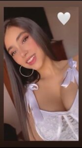 emily_sofia_r Public Pic 3