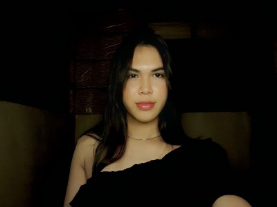 Luminous_Luxe Its me karinaa Pic 8