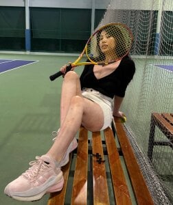 Kurohyooo I like to play tennis Kuva 3