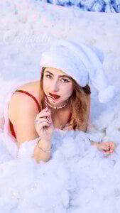 Emili__hot Merry Christmas my loves 🎅🏻💖 Pic