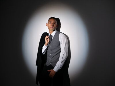 B_Wild ⚡⚡Power looks good on me.👔⚡⚡ Pic 4