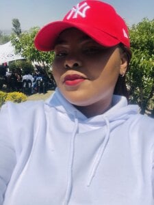 BustyyMiaxx Public Pic 7