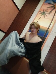 CHROME-kun925 Public Pic 7