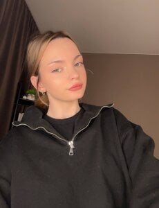 MaryFlare Public  8. fénykép