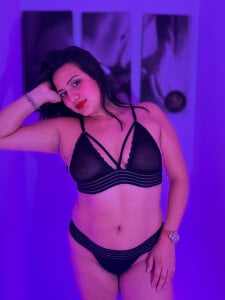 Looks that provoke🎀💋 de IvonneRoss_  3 photos