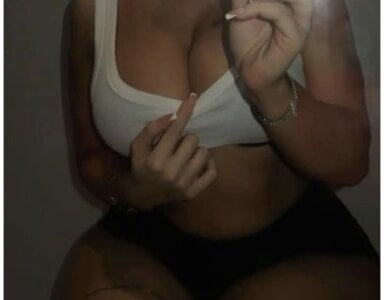 jaanneedough 👄 Pic 2