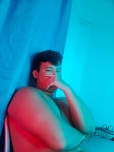 Trevor_the_man25 Public Pic