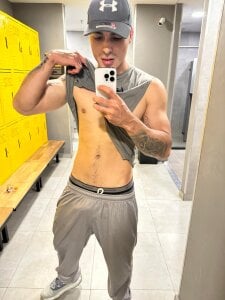 Big_valentinhunk7 Gym Pic 2