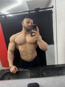 Adriansxclusiv Public Pic 3