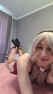 TheTrixyRed dress Bild