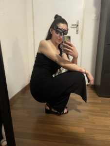 SwissLeonie's XXX Nude Photo 2