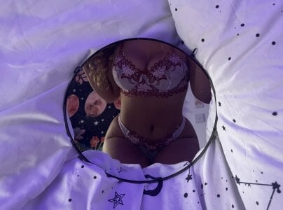 AnahiSkye Public Hình 3