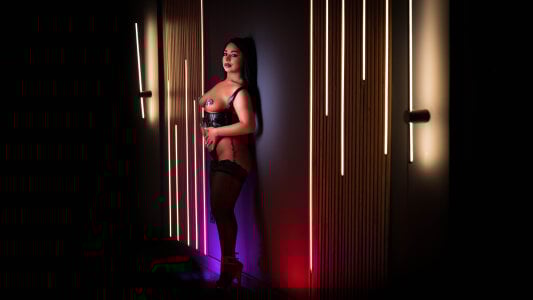 Hot od MadyLuxxx  9 snímek