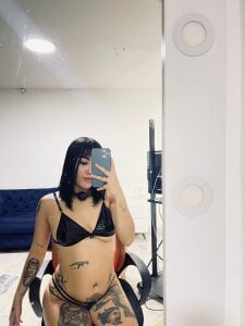 LilithVibe_ HOT Pic 4