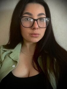 BeatrisLeggitt Public Pic