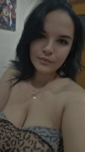 Minnie_Ella Public Pic 8