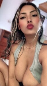 Cami_Leon2 😘 Pic 2