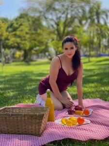 gaby_flow picnic day🦋 Pic 3
