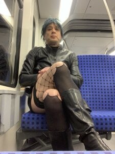 hoerige-masonutte Public Pic 3