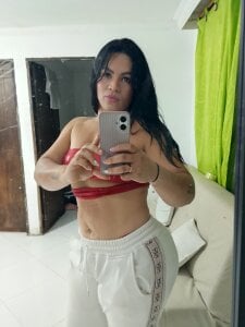 Mariana_jaramillo: Looking for a loving and thoughtful gentleman ( фото)