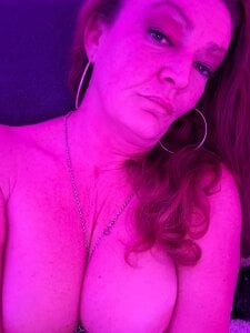 gabi-milf Public Pic 2