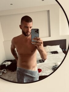 Pablo_Hornyguy95 Summer Mode Pic 5