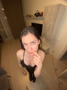 Sugarpeaach Black Dress Pic 6