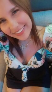 MilfAbbyh Public Pic 2