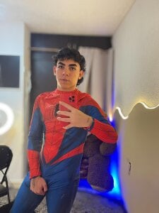 LiiamColson tu super chico Photo 3