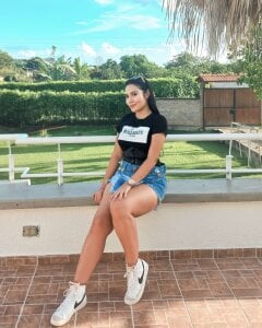 Lana_Kurkova Public Pic 5