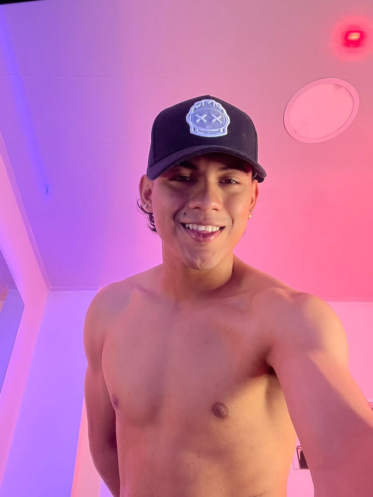 Liamsubtle01 热门图片 3148