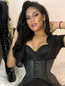 enourmousSAM Your Girlfriend Material TS Pic