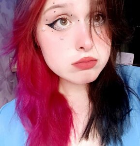 EdlaHatter Public Pic 3