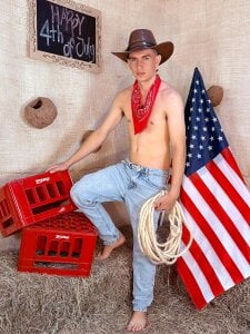 MikaelSlow "Stars, Stripes & Cowboys" 🤠🇺🇸 Pic 4