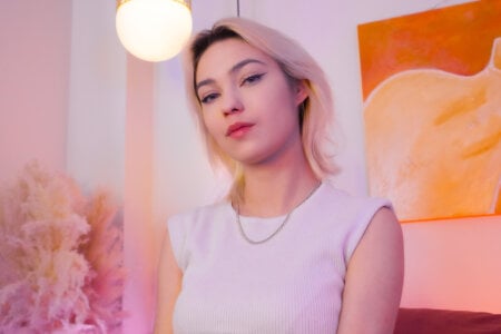 AlysiaSun_ Careful, I might just be your new favorite addiction. Pic 5