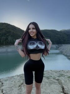 NaomyBlackBarbie Vibes! Pic 8