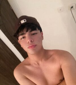 andreh_hot Public Pic 3